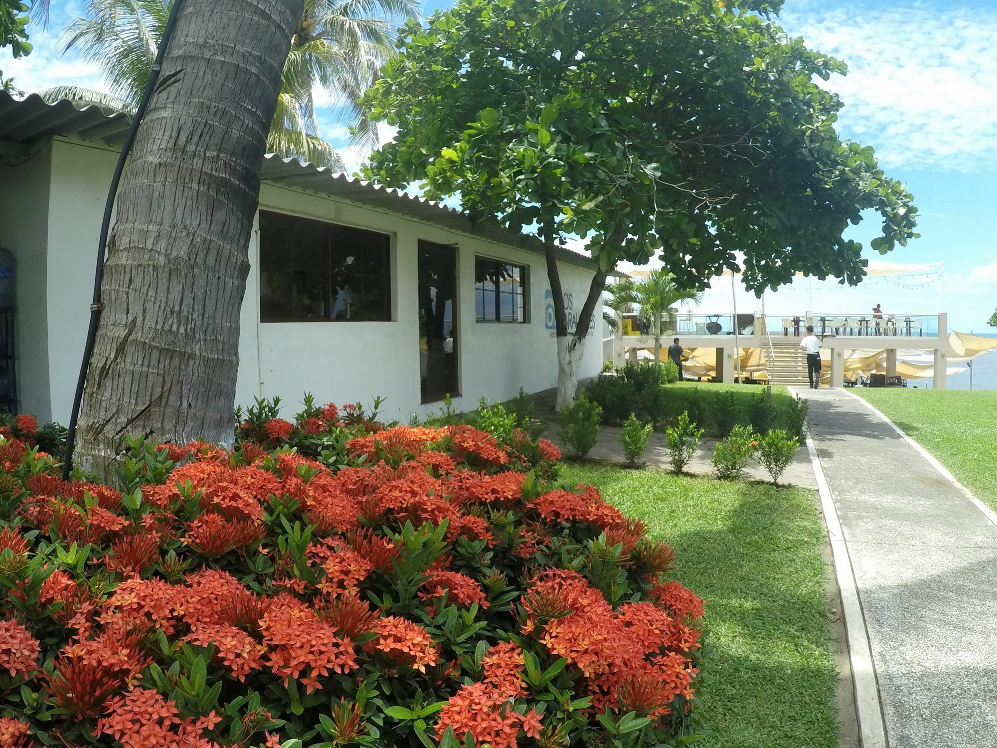 Hotel Los Farallones La Libertad Exterior photo